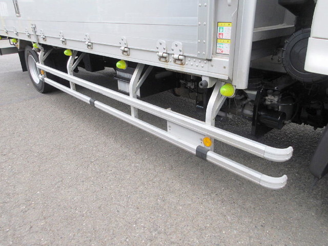 日野レンジャーアルミウイング中型（4t）[写真10]