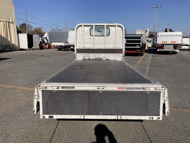 日野デュトロ平ボディ小型（2t・3t）[写真12]