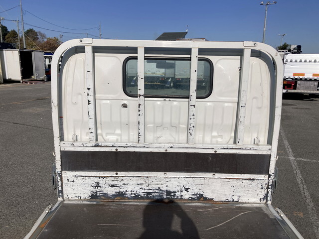 日野デュトロ平ボディ小型（2t・3t）[写真13]