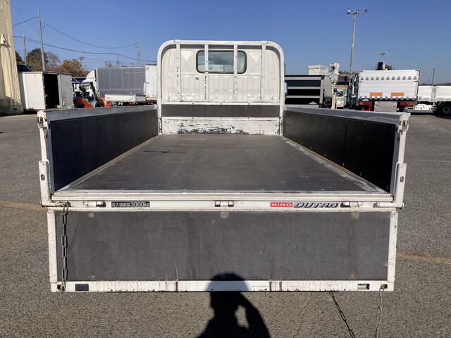 日野デュトロ平ボディ小型（2t・3t）[写真15]