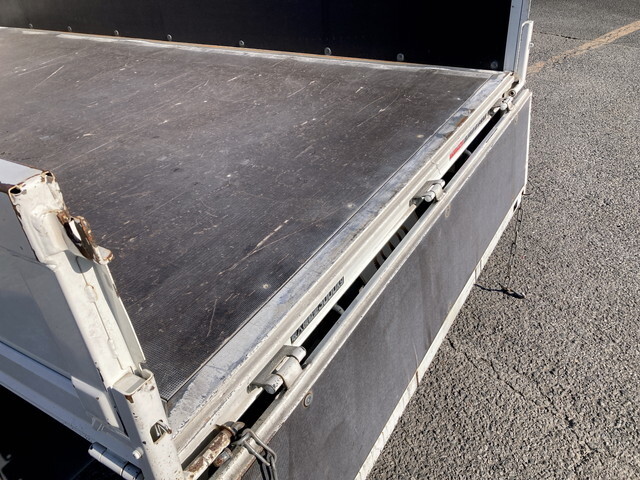 日野デュトロ平ボディ小型（2t・3t）[写真17]