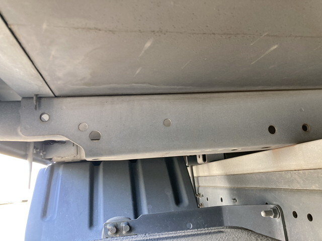 日野デュトロ平ボディ小型（2t・3t）[写真21]