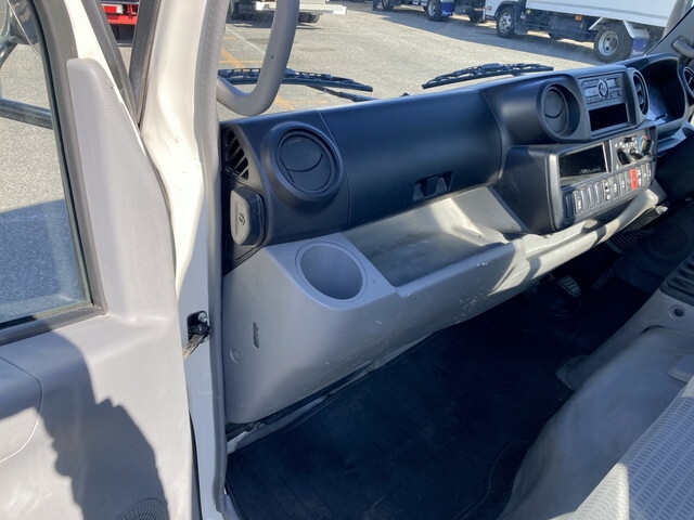 日野デュトロ平ボディ小型（2t・3t）[写真30]