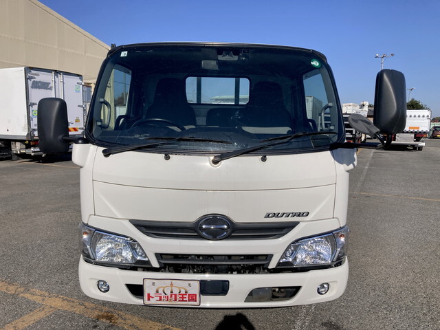 日野デュトロ平ボディ小型（2t・3t）[写真09]