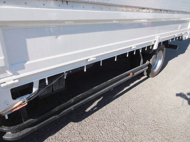 トヨタダイナ幌ウイング小型（2t・3t）[写真11]