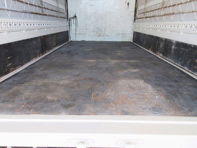 トヨタダイナ幌ウイング小型（2t・3t）[写真06]