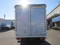 トヨタダイナ幌ウイング小型（2t・3t）[写真10]