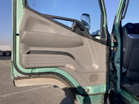 三菱ふそうキャンタークレーン4段小型（2t・3t）[写真28]