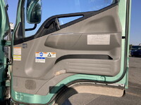 三菱ふそうキャンタークレーン4段小型（2t・3t）[写真29]