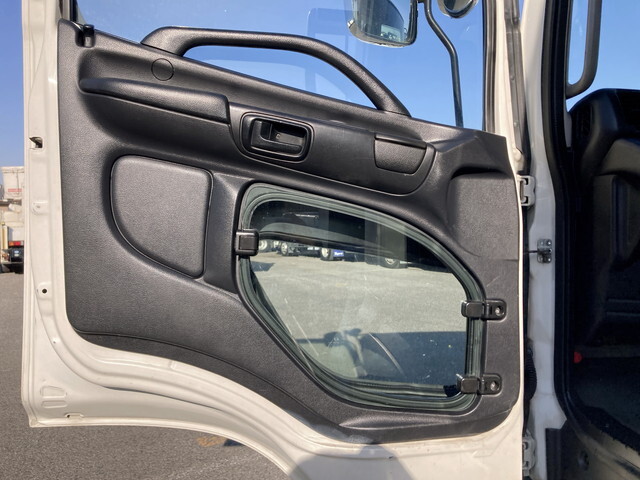 日野レンジャークレーン4段中型（4t）[写真29]