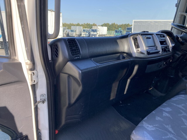 日野レンジャークレーン4段中型（4t）[写真31]