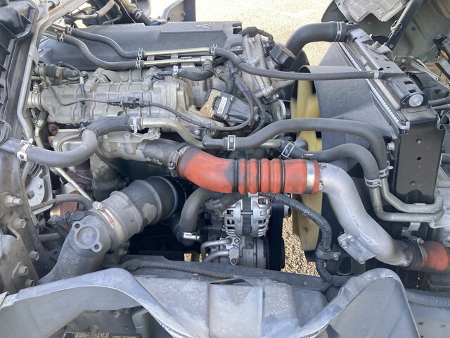 三菱ふそうキャンタークレーン4段小型（2t・3t）[写真25]