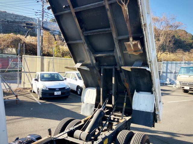いすゞエルフダンプ小型（2t・3t）[写真16]