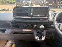 三菱ふそうキャンターアルミバン小型（2t・3t）[写真20]