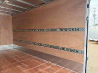 三菱ふそうキャンターアルミバン小型（2t・3t）[写真11]