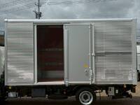 三菱ふそうキャンターアルミバン小型（2t・3t）[写真13]