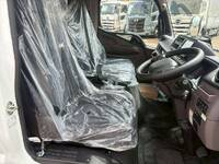 三菱ふそうキャンターアルミバン小型（2t・3t）[写真18]