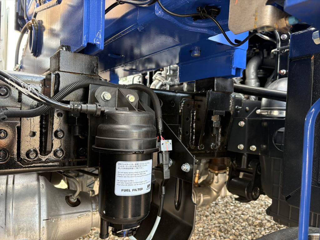 三菱ふそうキャンタークレーン4段小型（2t・3t）[写真16]