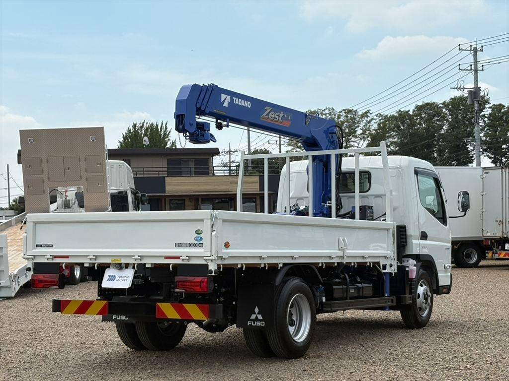 三菱ふそうキャンタークレーン4段小型（2t・3t）[写真04]