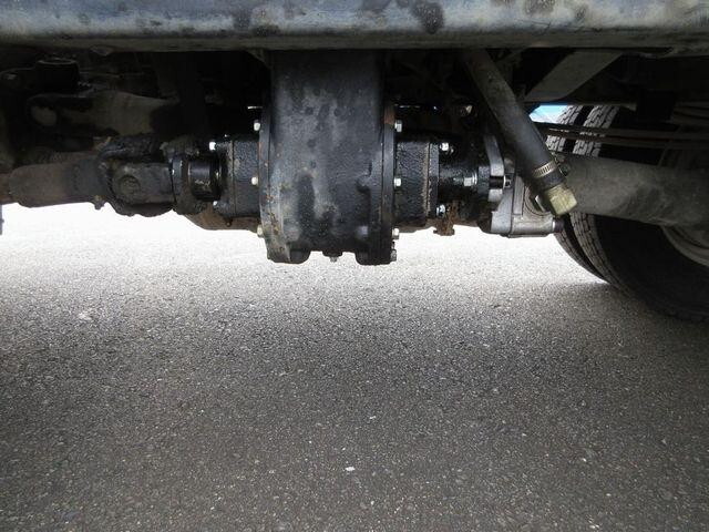 日野レンジャータンク車（タンクローリー）中型（4t）[写真30]