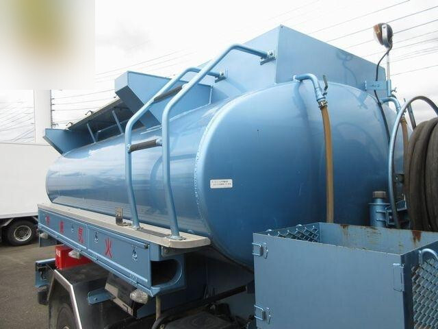 日野レンジャータンク車（タンクローリー）中型（4t）[写真07]