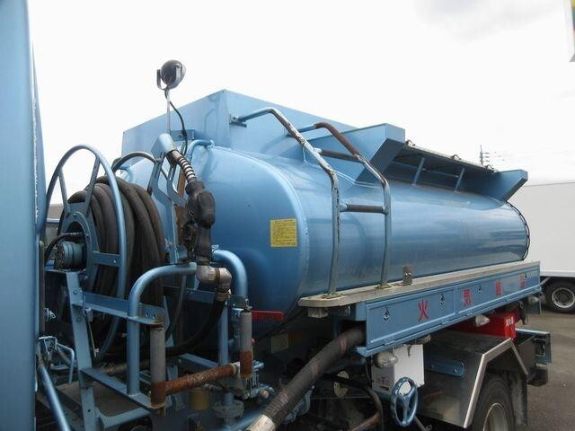 日野レンジャータンク車（タンクローリー）中型（4t）[写真08]