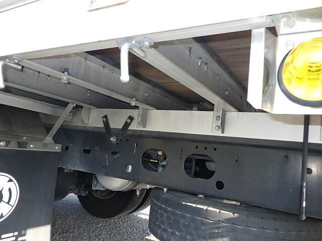 いすゞフォワードアルミブロック中型（4t）[写真18]