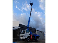 三菱ふそうキャンター高所作業車小型（2t・3t）[写真21]