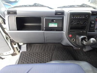 三菱ふそうキャンター高所作業車小型（2t・3t）[写真28]