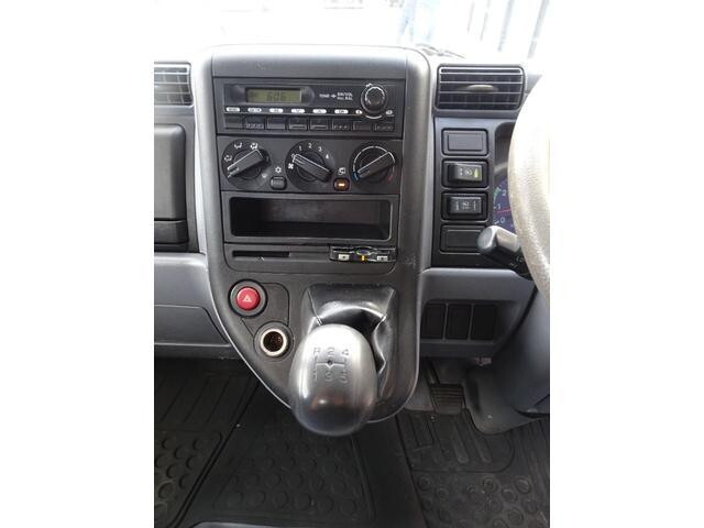 三菱ふそうキャンター高所作業車小型（2t・3t）[写真28]