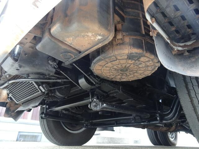 三菱ふそうキャンター高所作業車小型（2t・3t）[写真36]