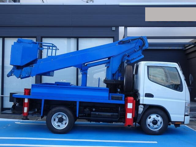三菱ふそうキャンター高所作業車小型（2t・3t）[写真06]