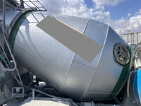 いすゞエルフミキサー車（コンクリートミキサー）小型（2t・3t）[写真16]