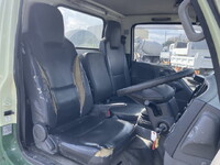 いすゞエルフミキサー車（コンクリートミキサー）小型（2t・3t）[写真32]