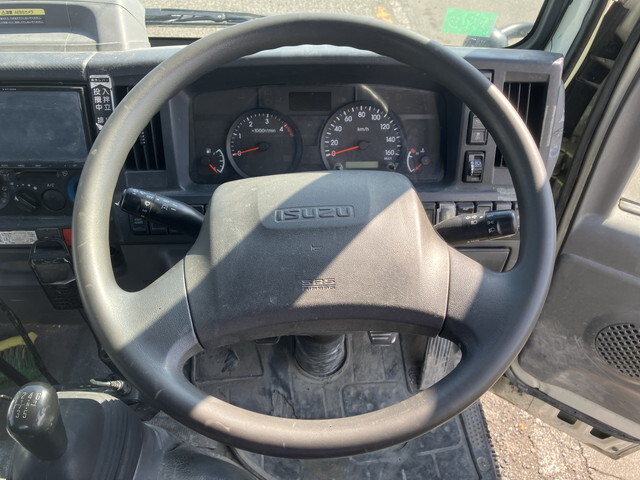 いすゞエルフミキサー車（コンクリートミキサー）小型（2t・3t）[写真33]