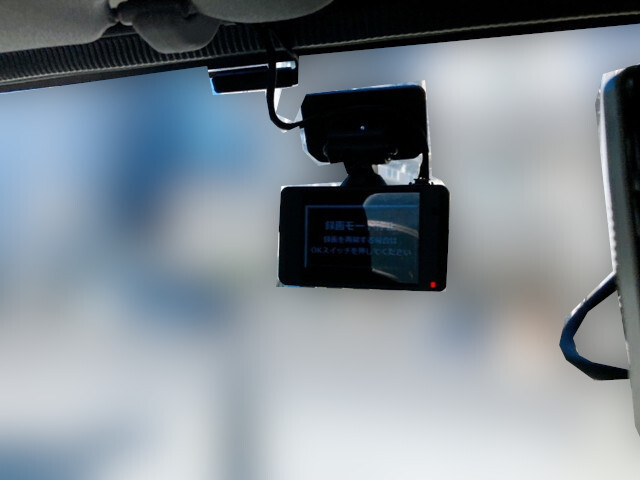 いすゞエルフミキサー車（コンクリートミキサー）小型（2t・3t）[写真36]