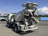 いすゞエルフミキサー車（コンクリートミキサー）小型（2t・3t）[写真05]