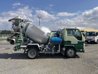 いすゞエルフミキサー車（コンクリートミキサー）小型（2t・3t）[写真07]