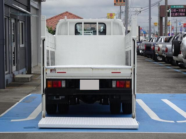 いすゞエルフ平ボディ小型（2t・3t）[写真12]