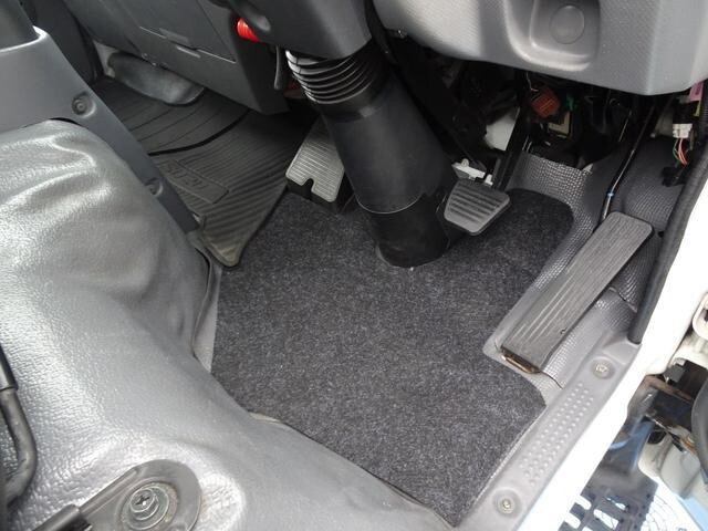 いすゞエルフ平ボディ小型（2t・3t）[写真25]