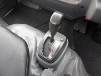 いすゞエルフ平ボディ小型（2t・3t）[写真29]