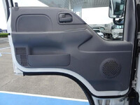 いすゞエルフ平ボディ小型（2t・3t）[写真32]