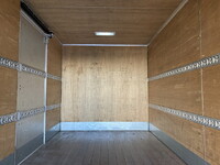 三菱ふそうキャンターアルミバン小型（2t・3t）[写真13]