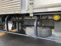 三菱ふそうキャンターアルミバン小型（2t・3t）[写真20]