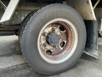 三菱ふそうキャンターアルミバン小型（2t・3t）[写真36]