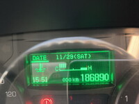 三菱ふそうキャンターアルミバン小型（2t・3t）[写真41]