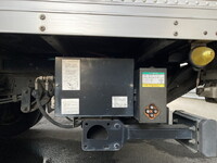 日野デュトロアルミバン小型（2t・3t）[写真12]