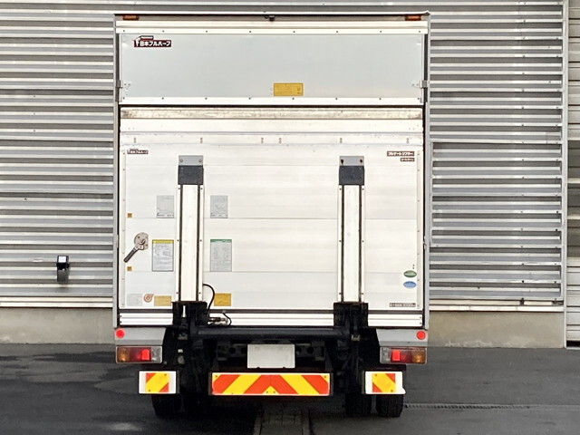 日野デュトロアルミバン小型（2t・3t）[写真02]