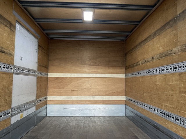 日野デュトロアルミバン小型（2t・3t）[写真27]