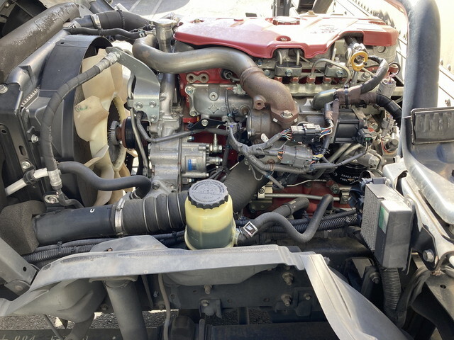 日野デュトロアルミバン小型（2t・3t）[写真32]